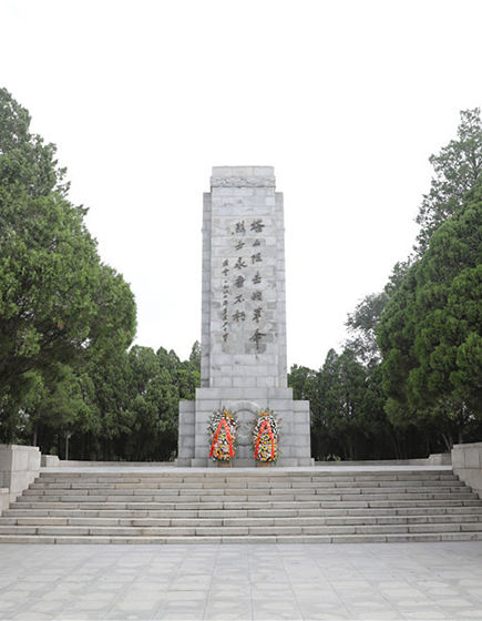 追尋先烈足跡，走進(jìn)塔山阻擊戰(zhàn)紀(jì)念館